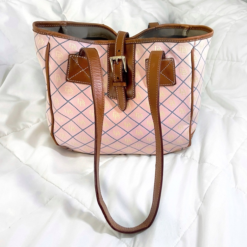 Vintage Dooney & Bourke Quilted Cross Hatch Purse